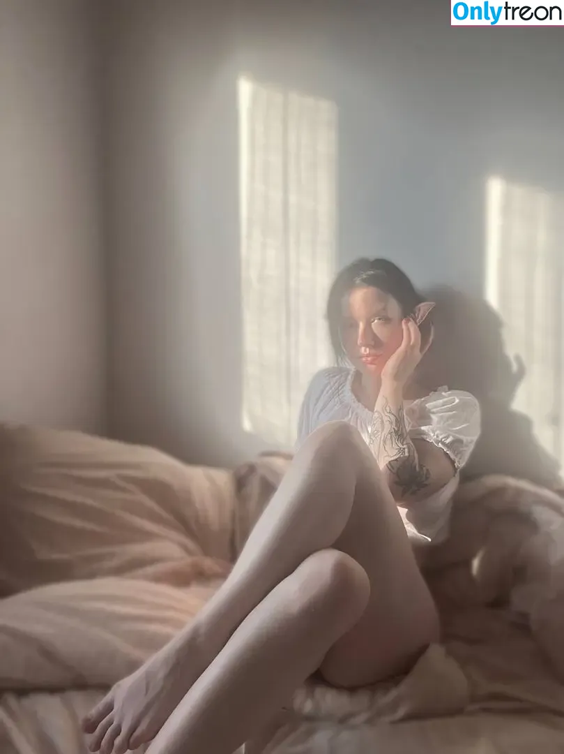 innervus nude photo #0733 (Instagram)
