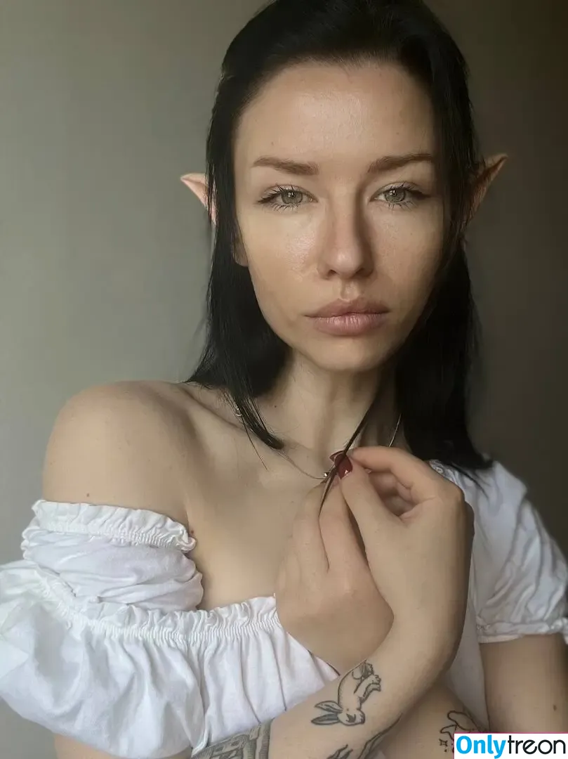 innervus nude photo #0754 (Instagram)
