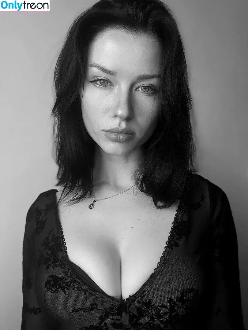 innervus nude photo #0805 (Instagram)