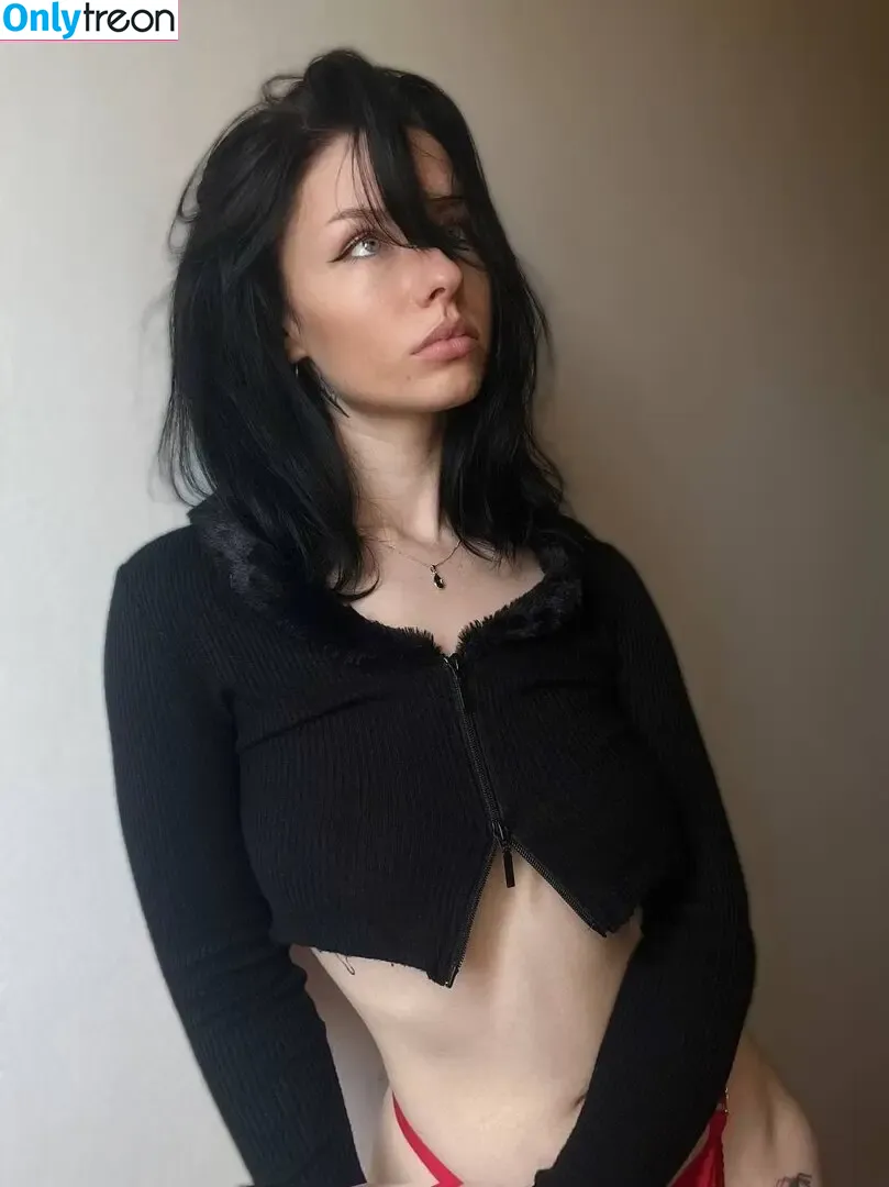innervus nude photo #0896 (Instagram)