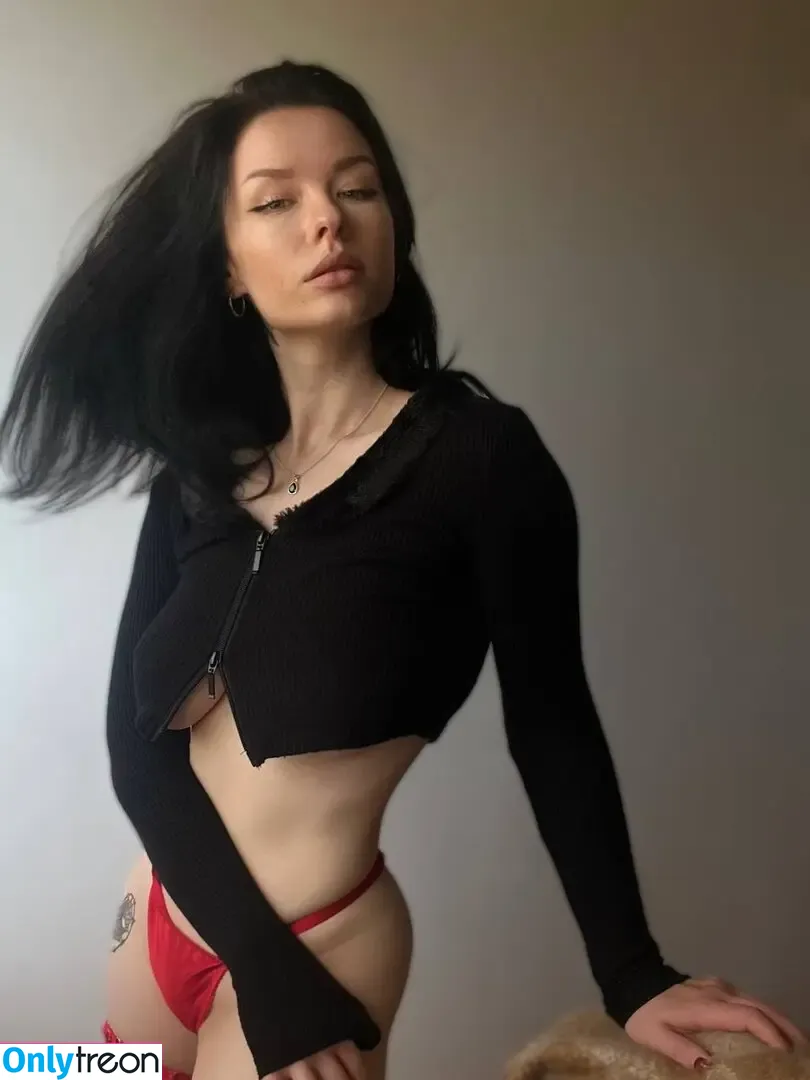 innervus nude photo #0898 (Instagram)