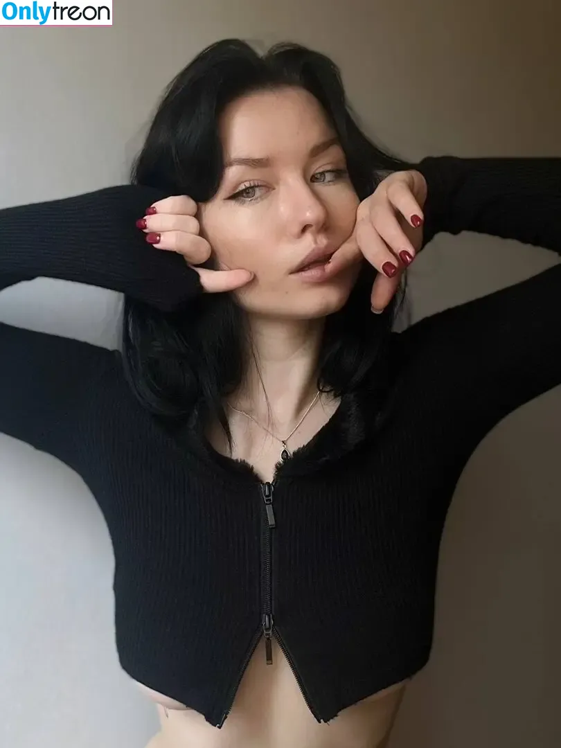 innervus nude photo #0910 (Instagram)
