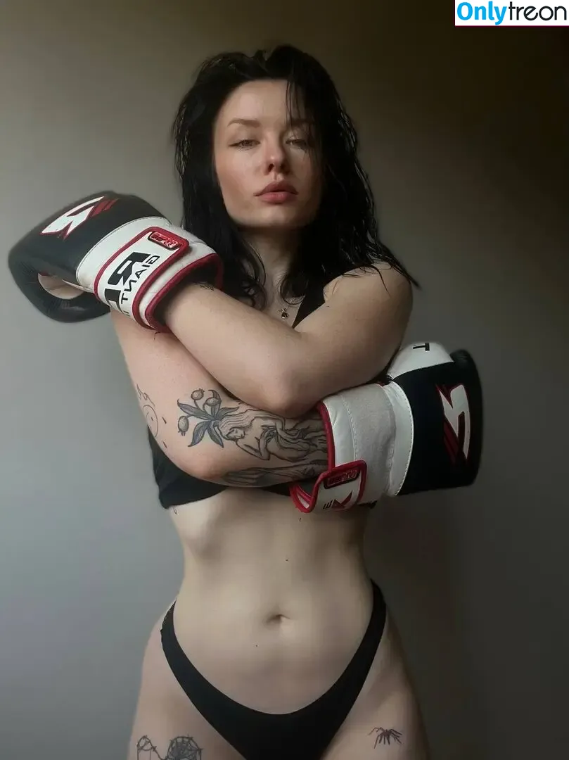 innervus nude photo #1010 (Instagram)