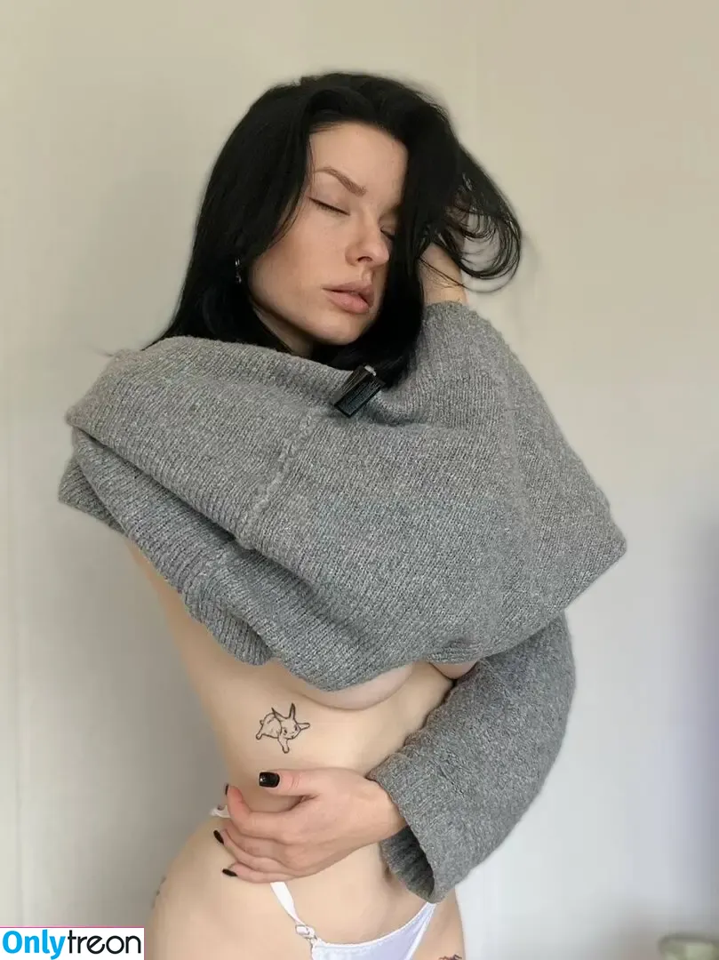 innervus nude photo #1222 (Instagram)