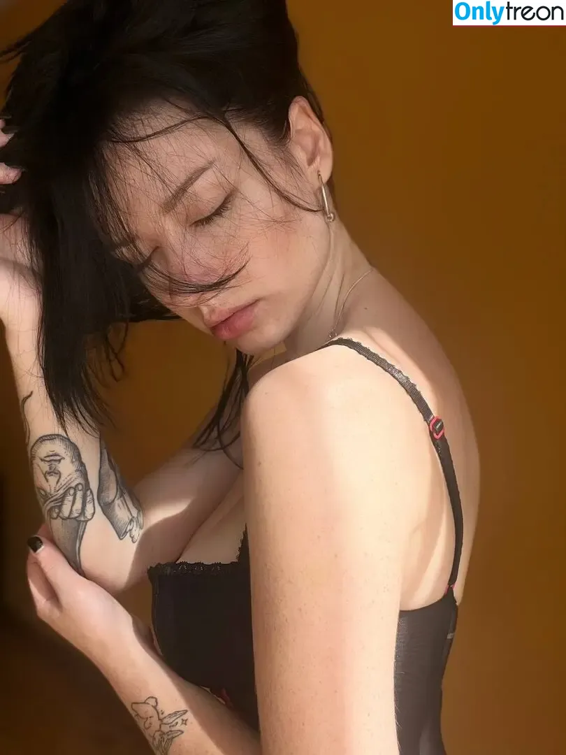 innervus nude photo #1424 (Instagram)