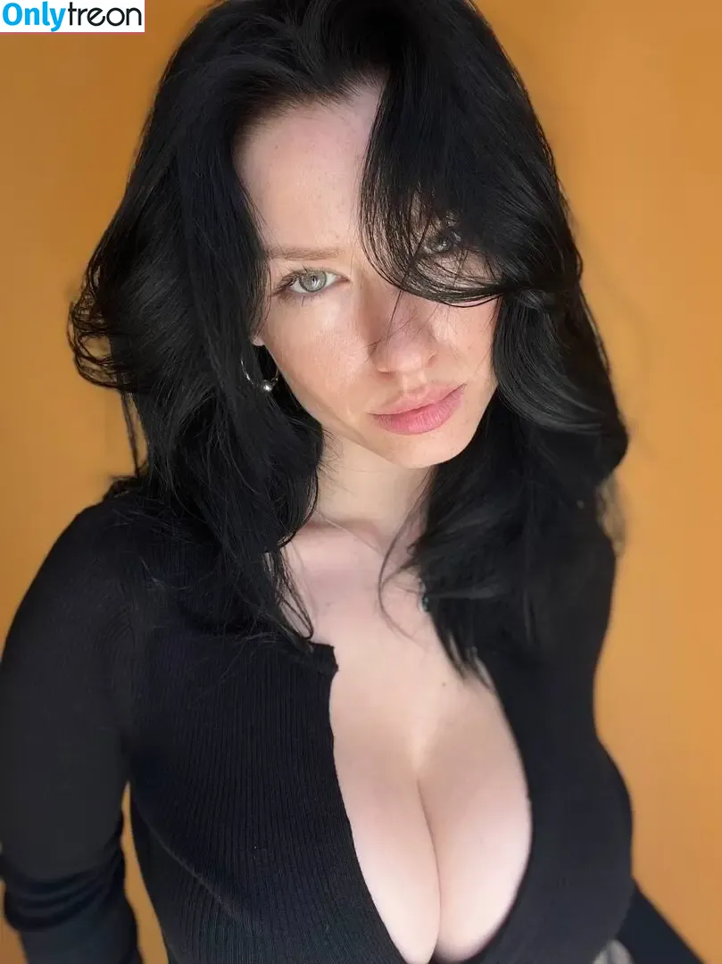innervus nude photo #1582 (Instagram)