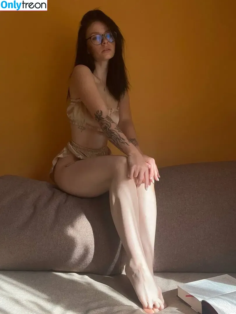 innervus nude photo #1817 (Instagram)