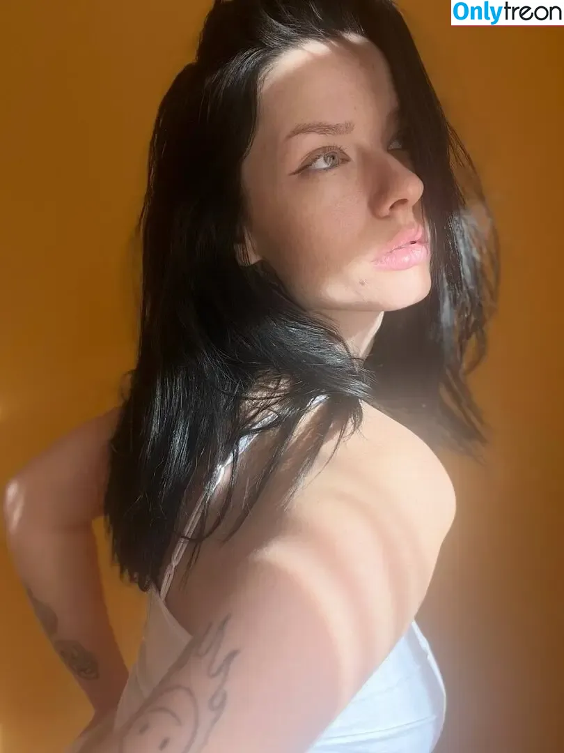 innervus nude photo #2074 (Instagram)