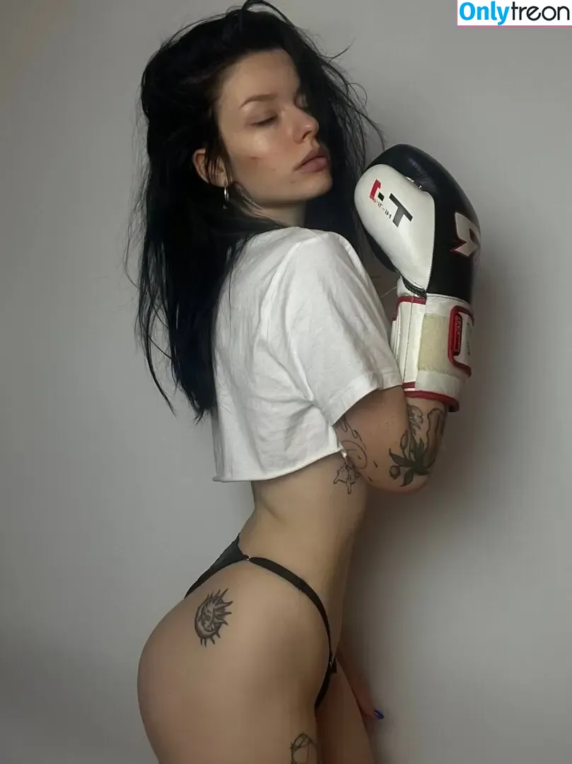 innervus nude photo #2131 (Instagram)