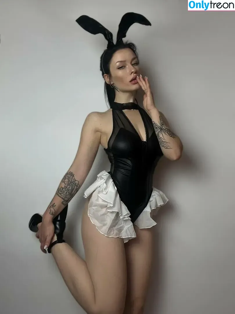 innervus nude photo #2336 (Instagram)