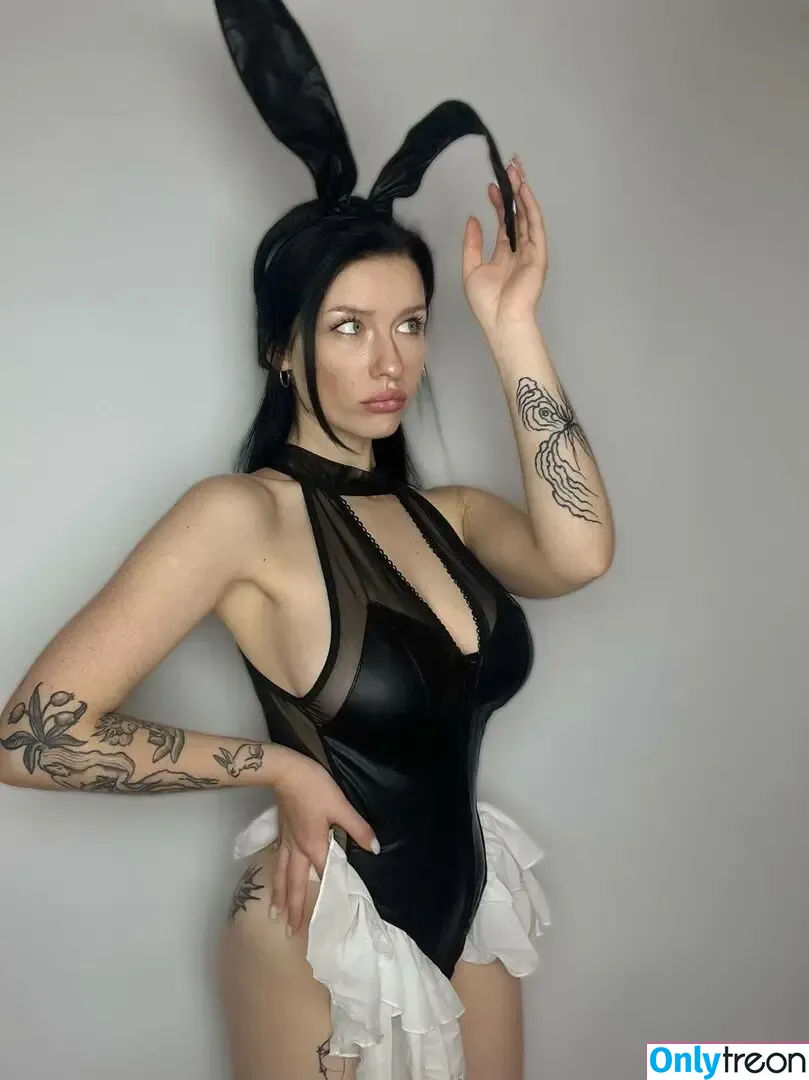 innervus nude photo #2347 (Instagram)