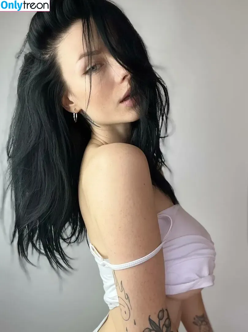 innervus nude photo #2563 (Instagram)