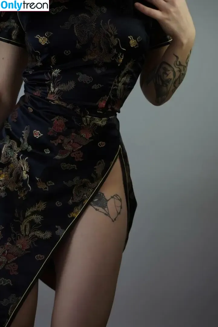 innervus nude photo #2590 (Instagram)