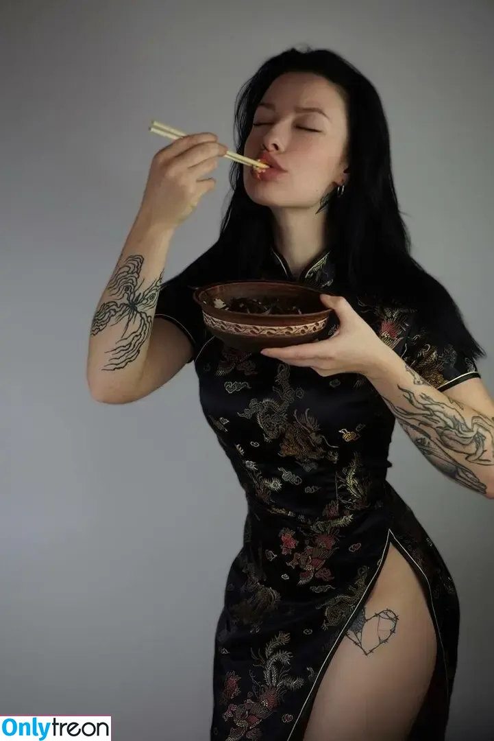 innervus nude photo #2598 (Instagram)