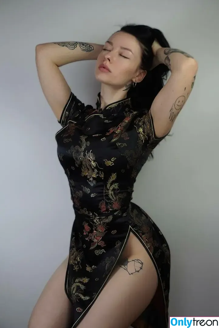 innervus nude photo #2601 (Instagram)