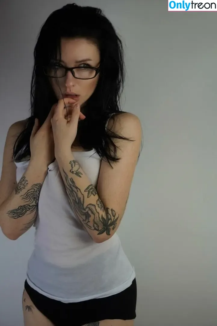 innervus nude photo #2710 (Instagram)