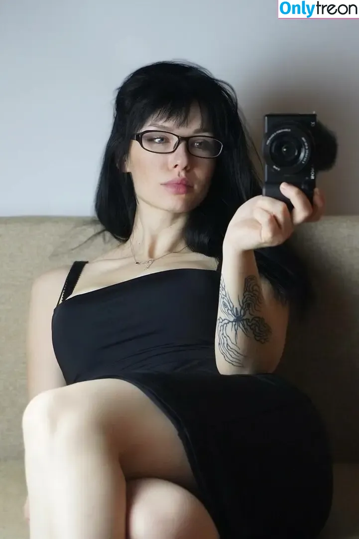 innervus nude photo #2732 (Instagram)