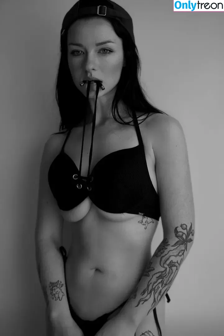 innervus nude photo #2867 (Instagram)