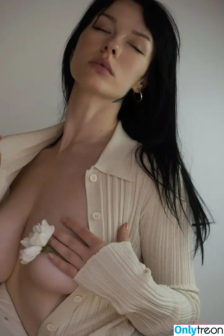 innervus nude photo #2922 (Instagram)
