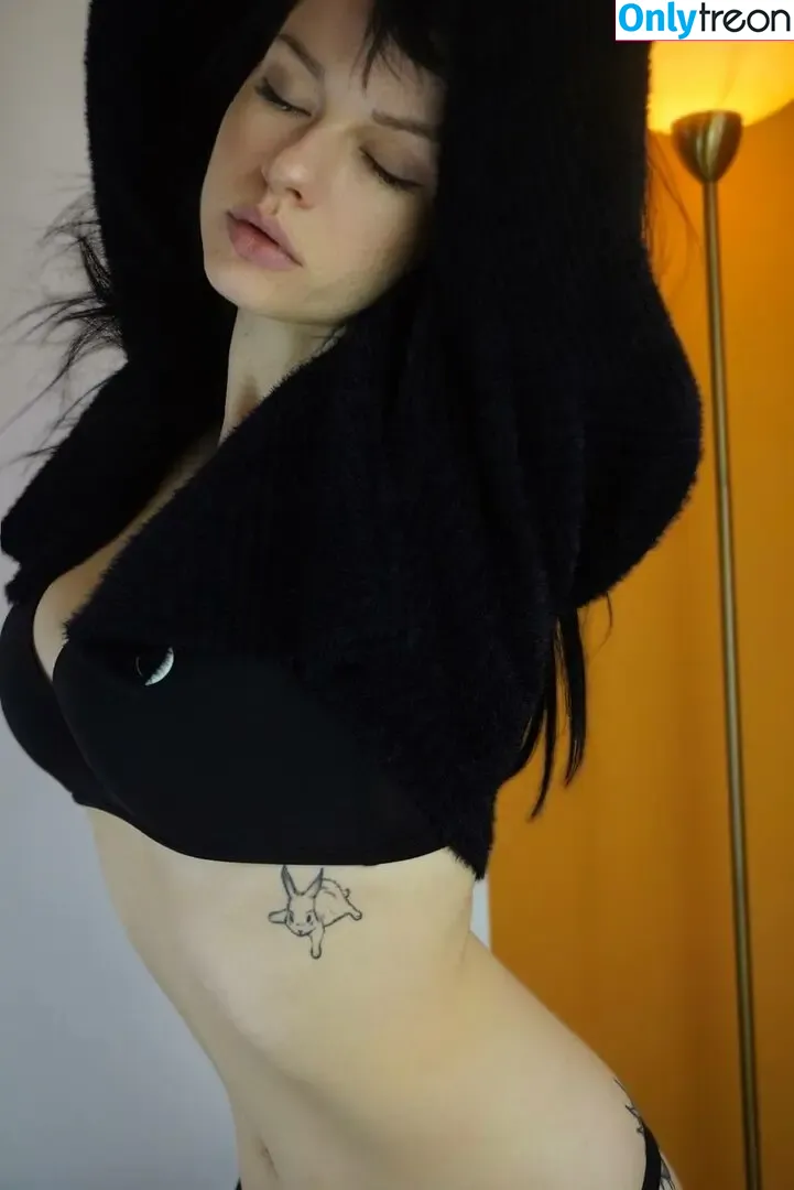 innervus nude photo #2977 (Instagram)