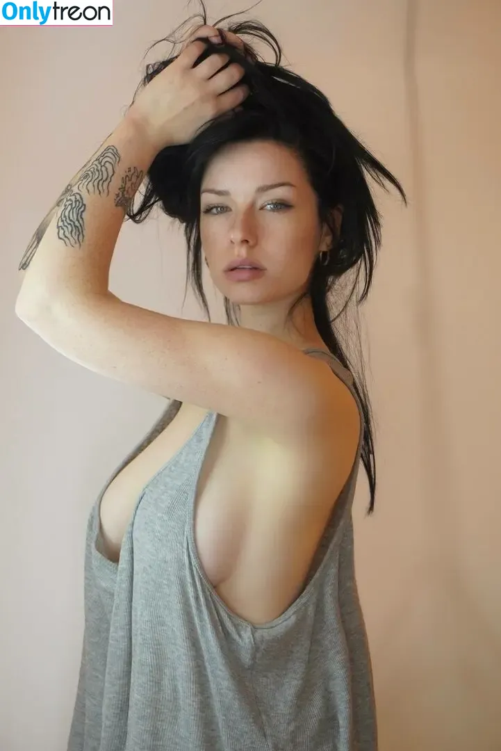 innervus nude photo #3086 (Instagram)