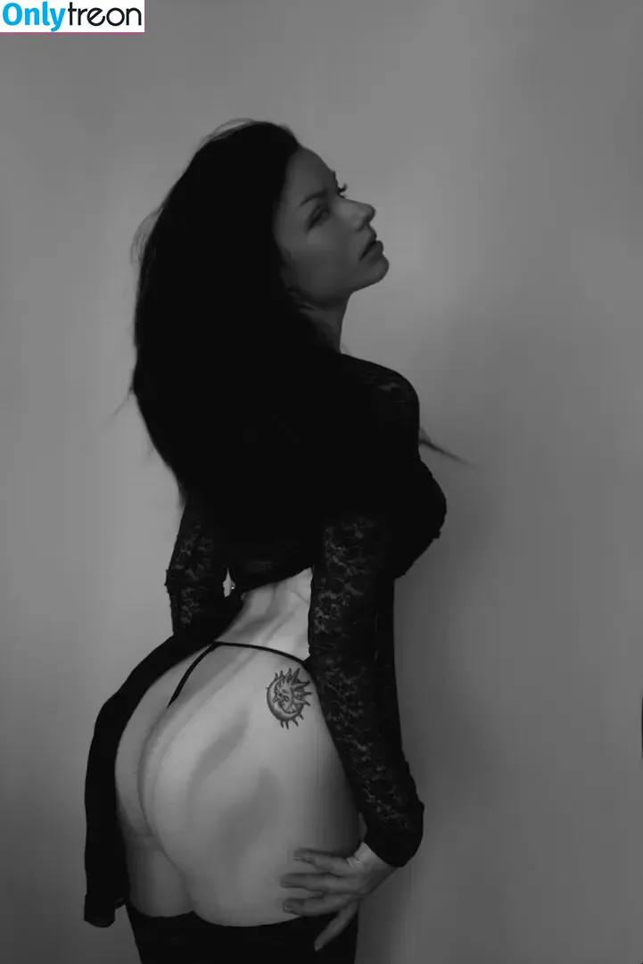 innervus nude photo #3312 (Instagram)