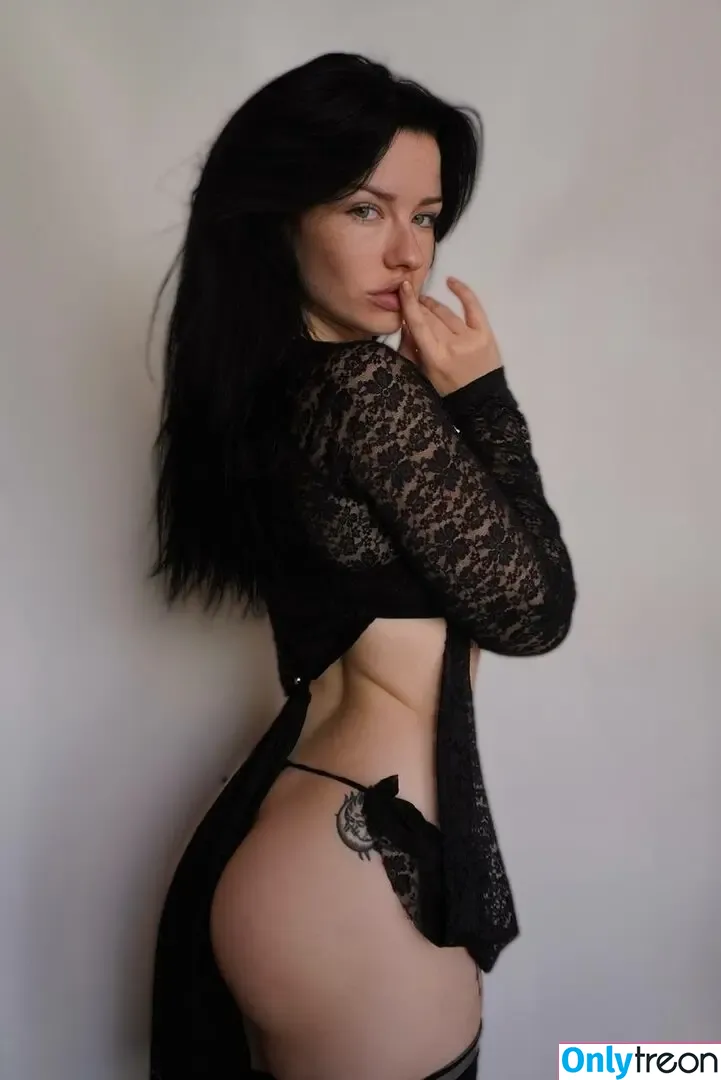 innervus nude photo #3319 (Instagram)