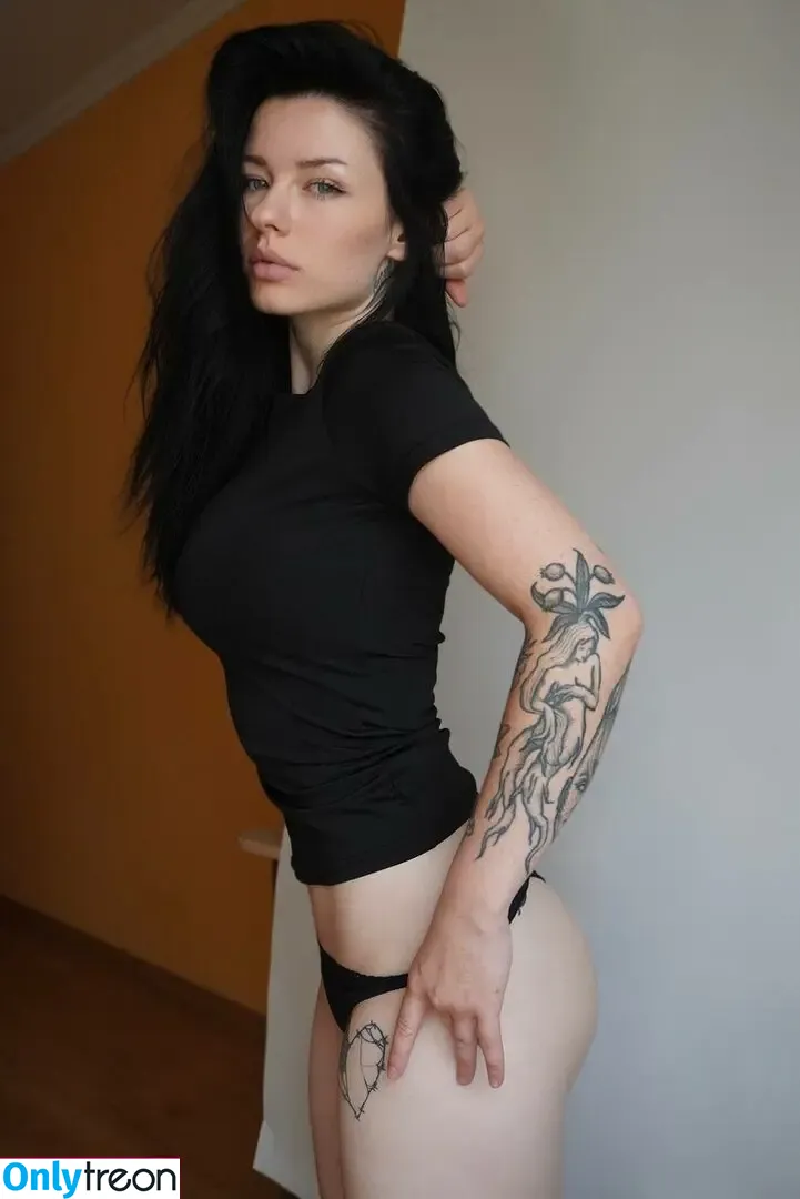 innervus nude photo #3620 (Instagram)