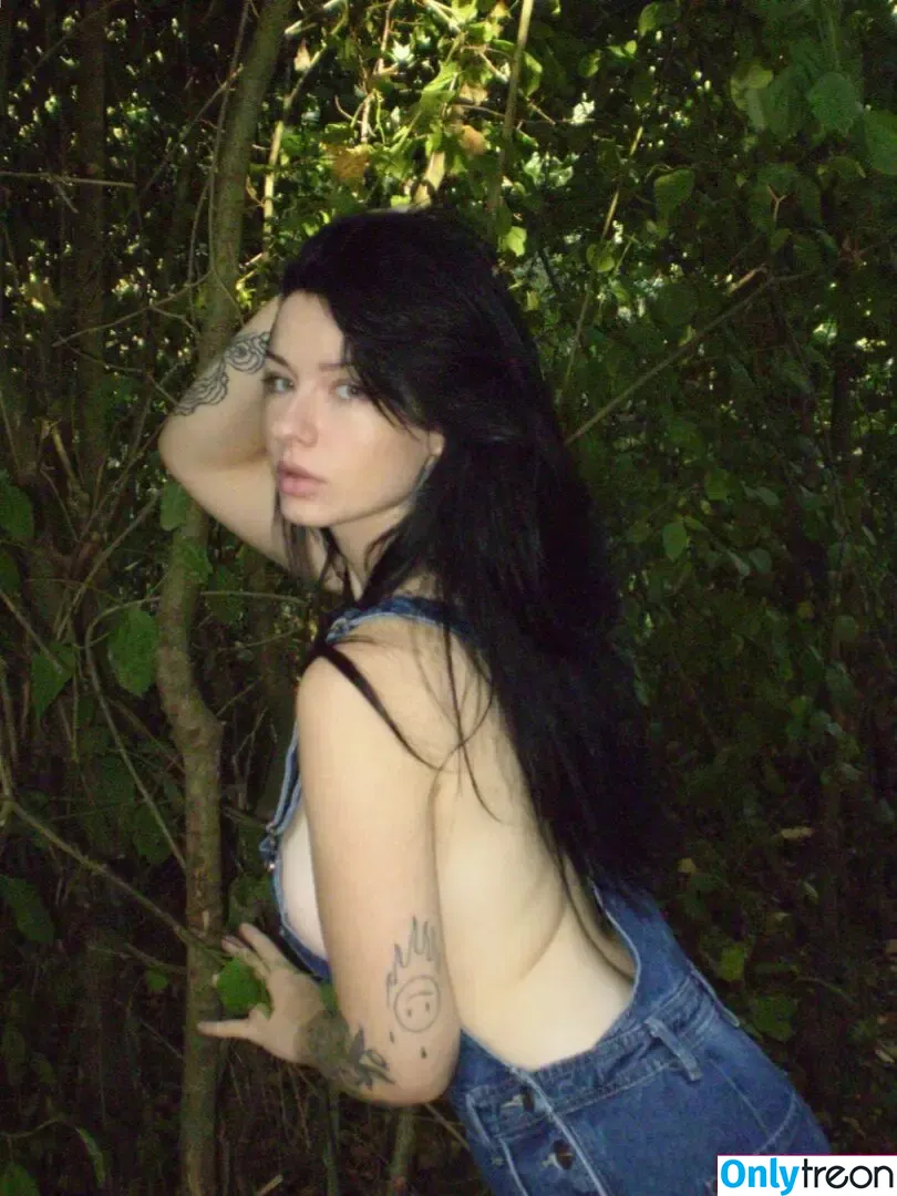 innervus nude photo #3728 (Instagram)