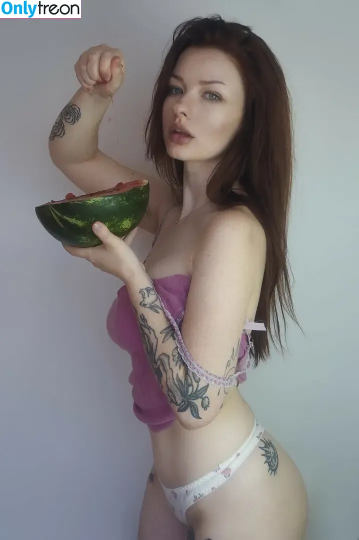 innervus nude photo #4873 (Instagram)