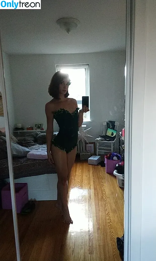 InvaderVie nude photo #0195 (InvaderVie)