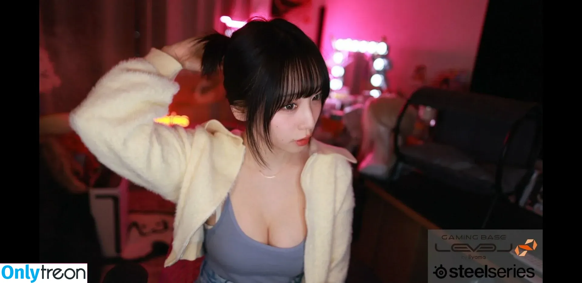 iorimoe_five nude photo #0511 (moe_five / 伊織もえ)