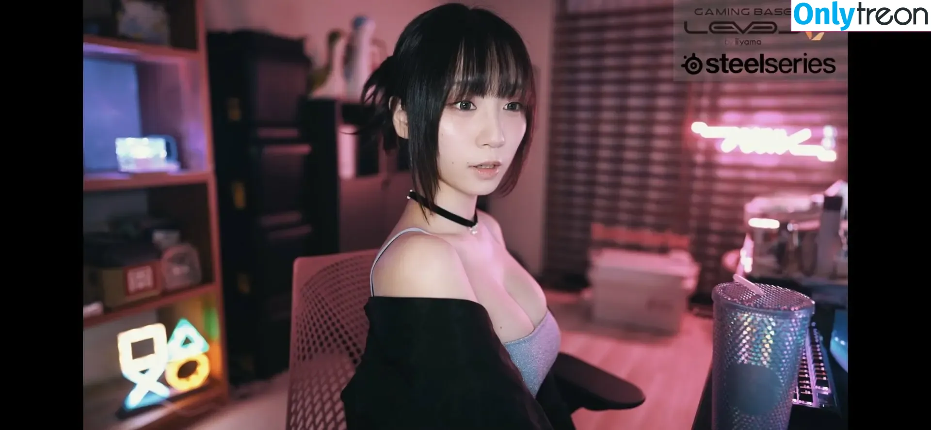 iorimoe_five nude photo #0571 (moe_five / 伊織もえ)