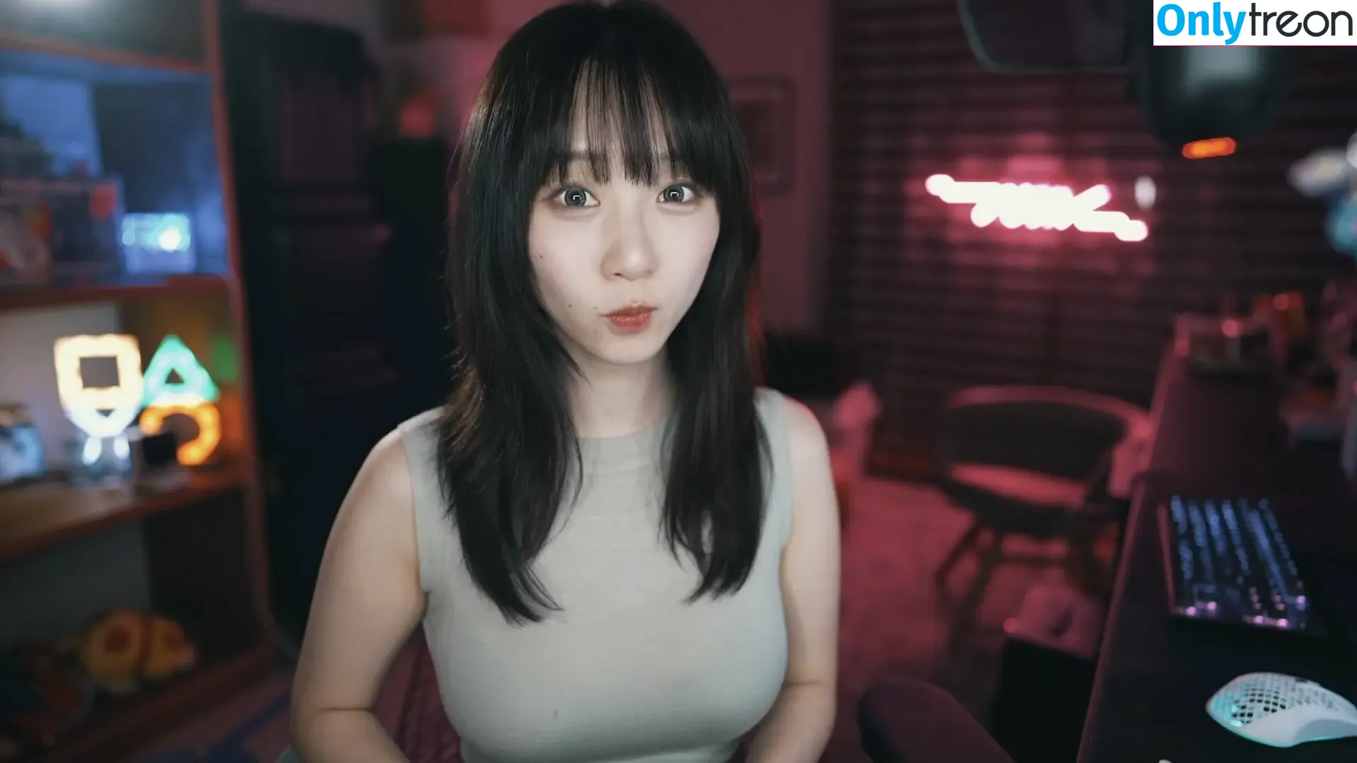 iorimoe_five nude photo #0883 (moe_five / 伊織もえ)