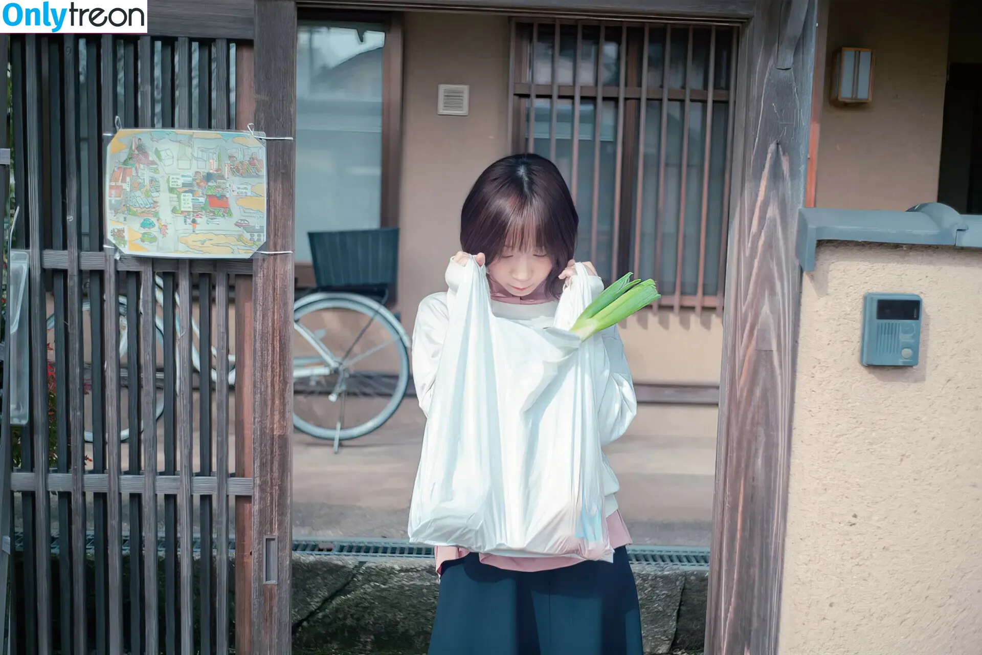 iorimoe_five nude photo #0927 (moe_five / 伊織もえ)