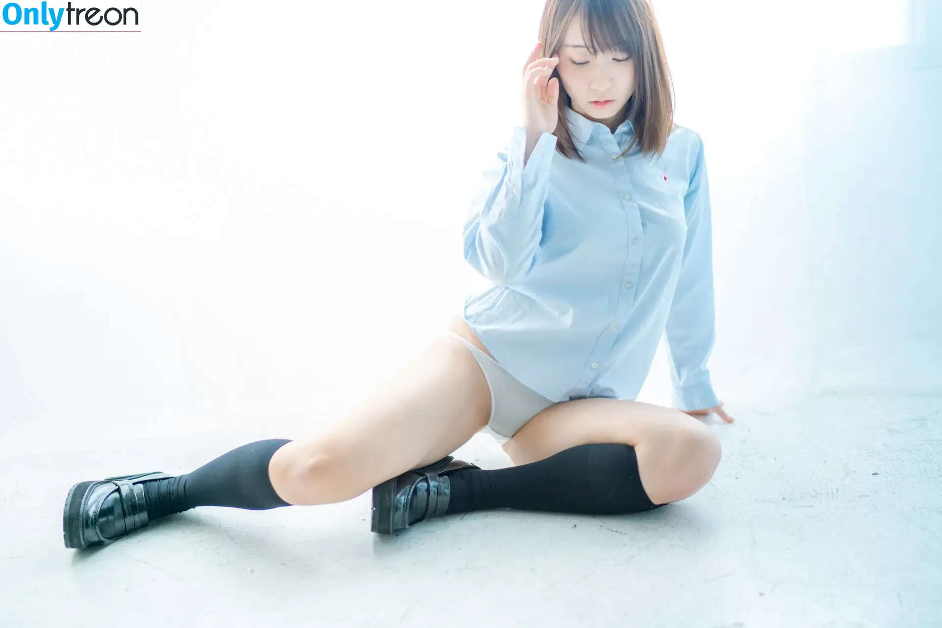 iorimoe_five nude photo #1579 (moe_five / 伊織もえ)