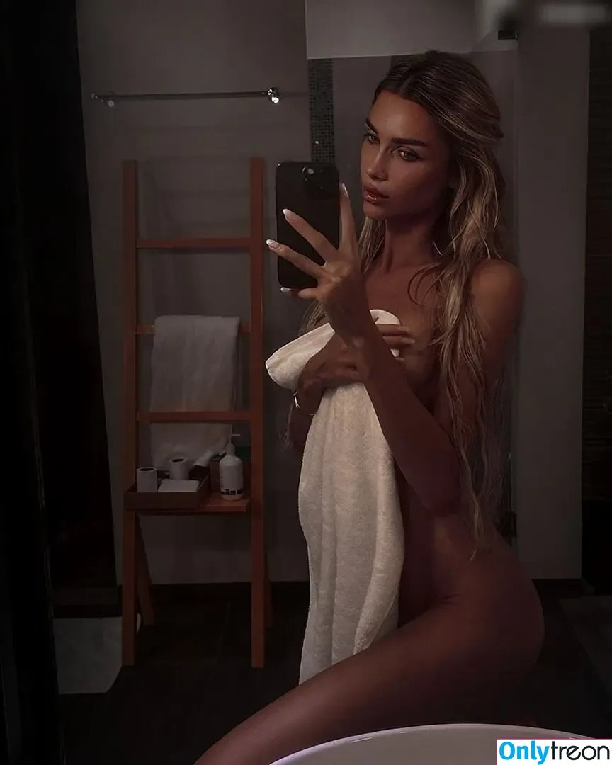 irashewolfnew nude photo #0115 (irashewolfnew)