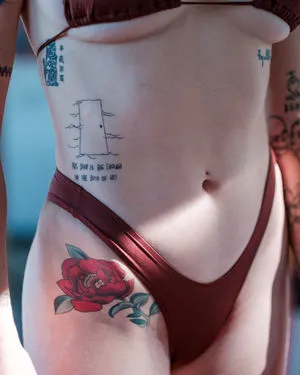 Ireland Baldwin / chloebaldwin... / irelandirelandireland nude photo #0023
