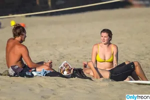 Ireland Baldwin / chloebaldwin... / irelandirelandireland nude photo #0615