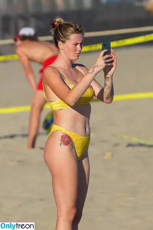 Ireland Baldwin / chloebaldwin... / irelandirelandireland nude photo #0622