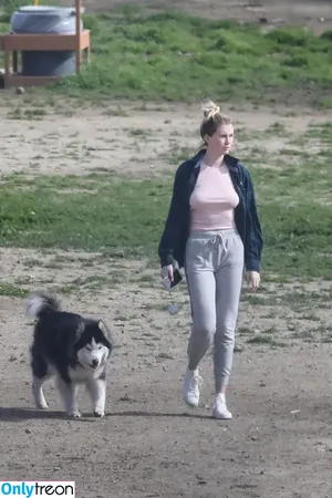 Ireland Baldwin / chloebaldwin... / irelandirelandireland nude photo #0640
