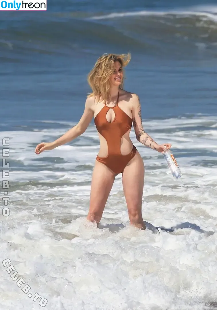 Ireland Baldwin nude photo #0645 (chloebaldwin... / irelandirelandireland)