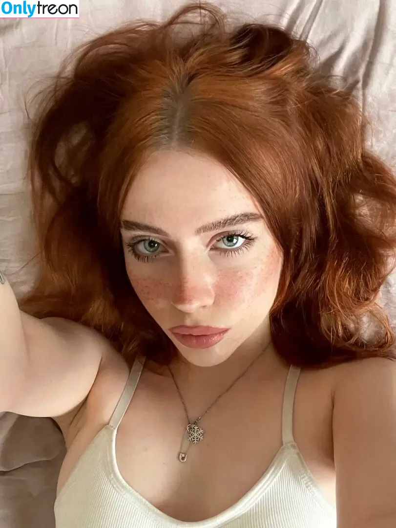 Irina Minkina nude photo #0057 (howeversnowy / rusian Billie eilish)