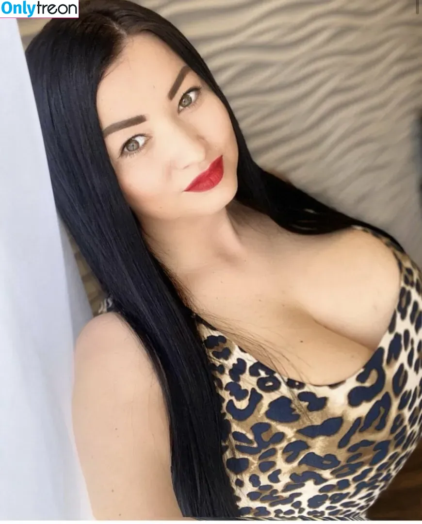 Irina P nude photo #0009 (gri6a / irina_p19)