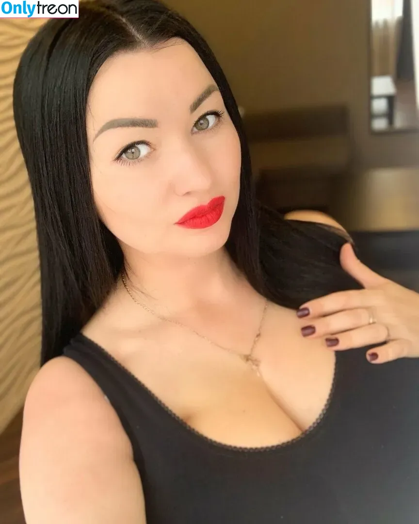 Irina P nude photo #0021 (gri6a / irina_p19)