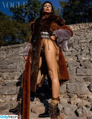 Irina Shayk / irinashayk / theirishayk nude photo #0584