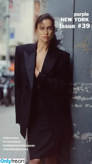 Irina Shayk / irinashayk / theirishayk nude photo #0592
