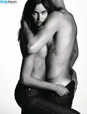 Irina Shayk / irinashayk / theirishayk nude photo #0663