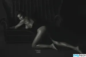Irina Shayk / irinashayk / theirishayk nude photo #0751