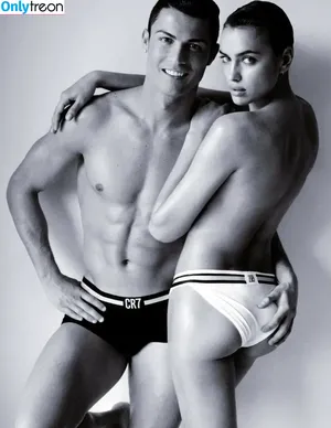 Irina Shayk / irinashayk / theirishayk nude photo #0784